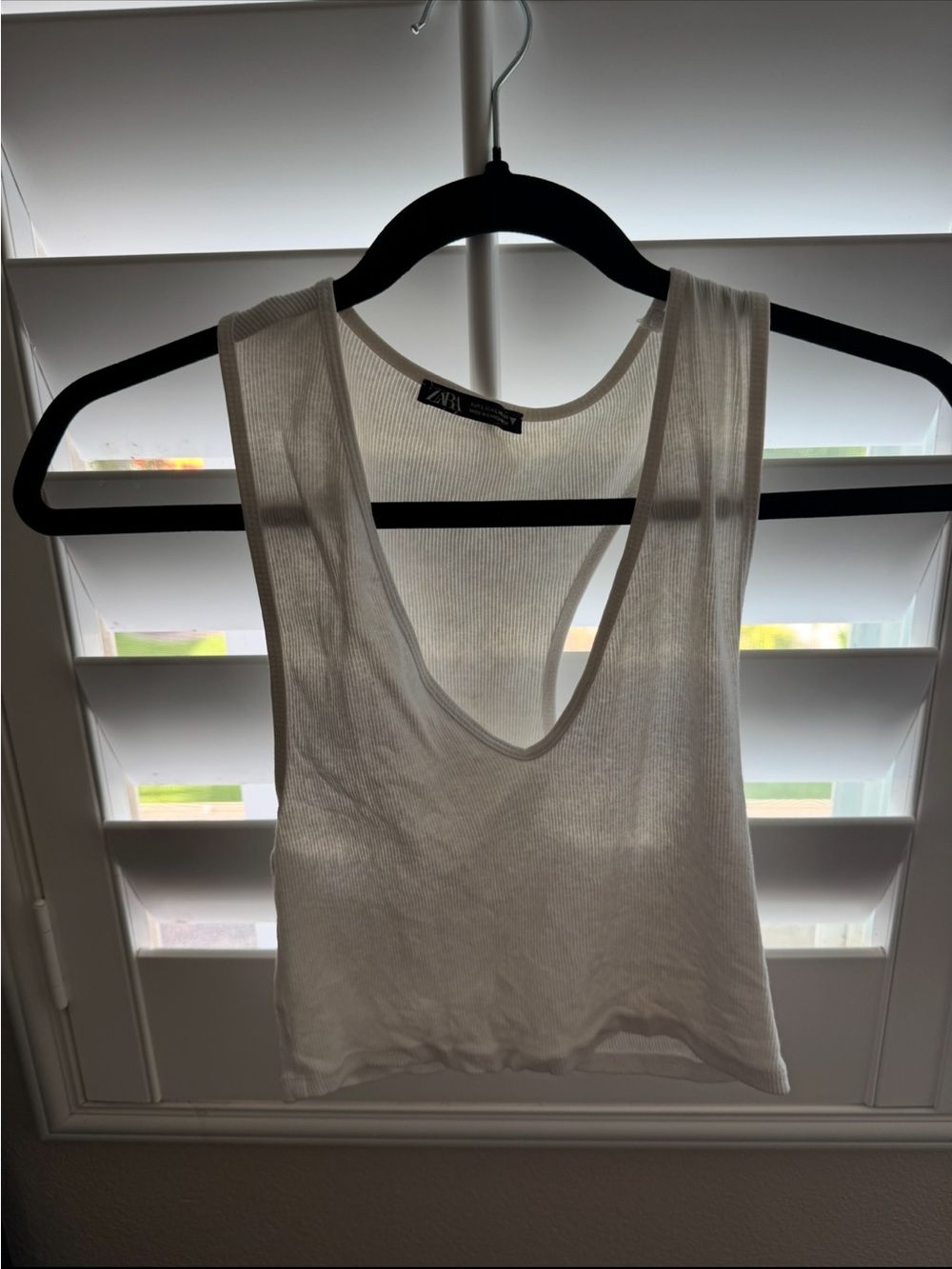 ZARA White Ribbed Scoop-Neck Tank